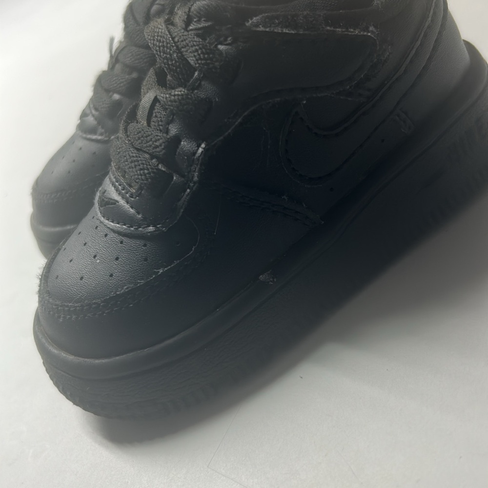 Nike Infant Sneakers in Black